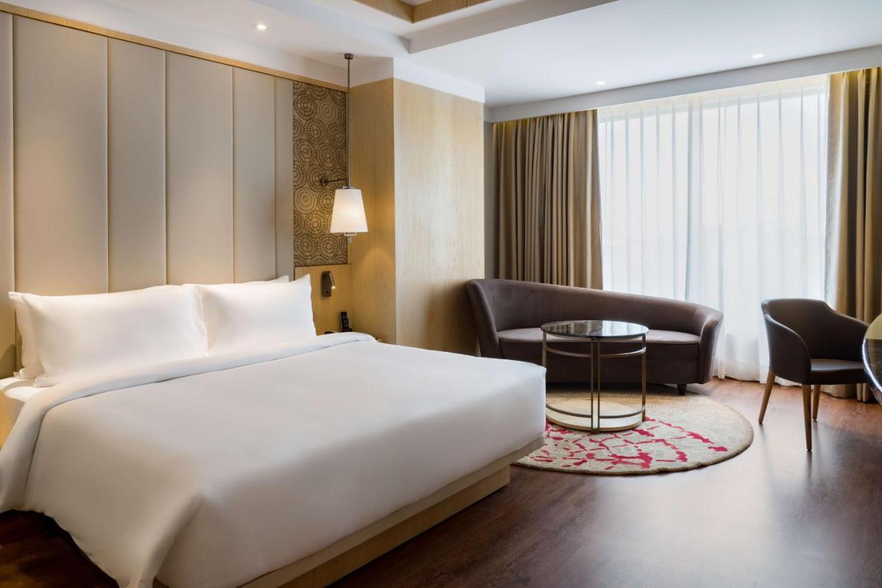 Hotel Radisson Bhopal Extérieur photo