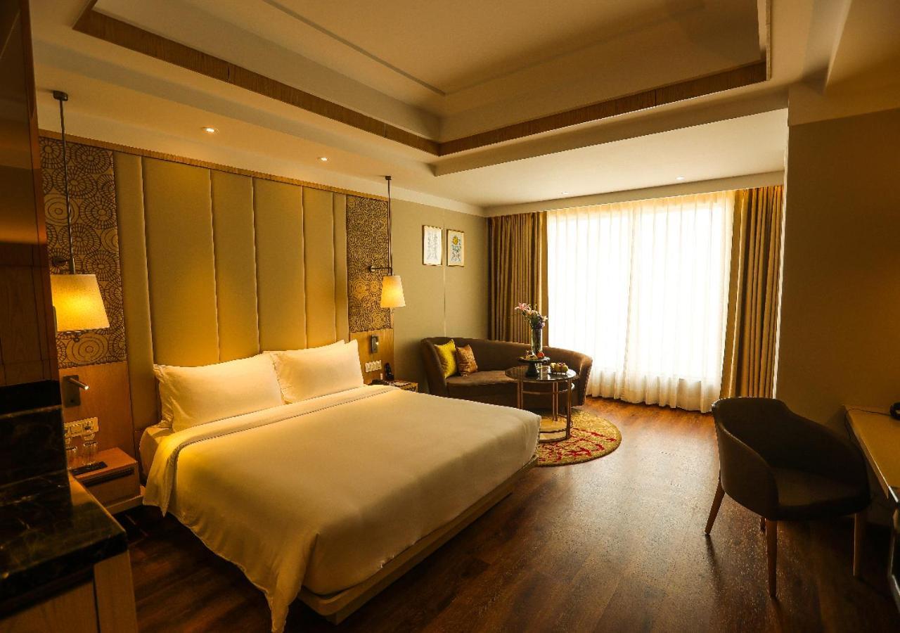 Hotel Radisson Bhopal Extérieur photo