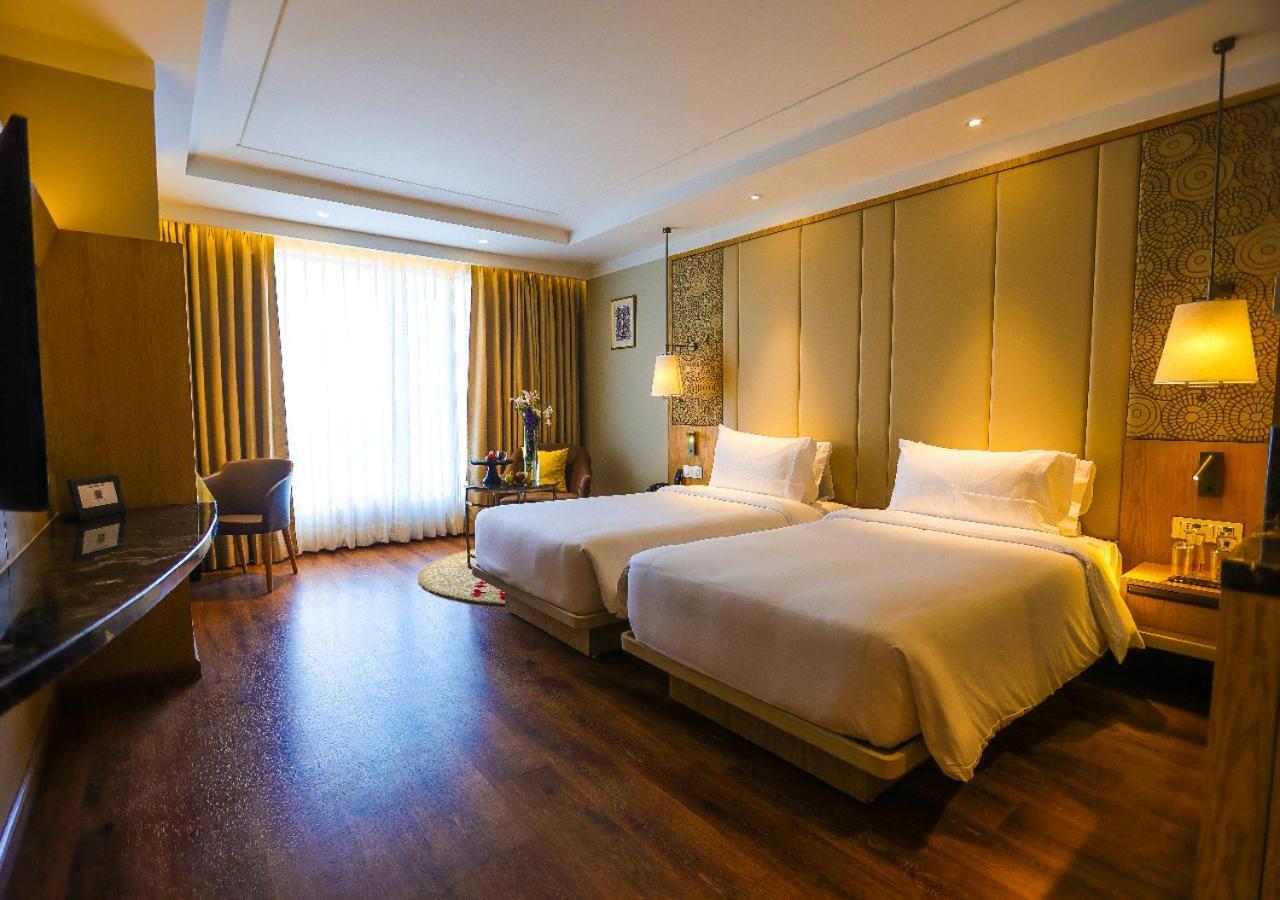 Hotel Radisson Bhopal Extérieur photo