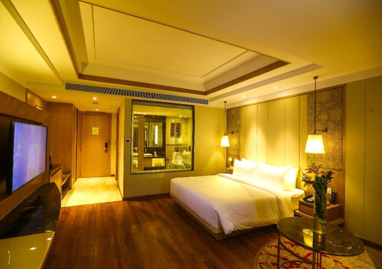 Hotel Radisson Bhopal Extérieur photo